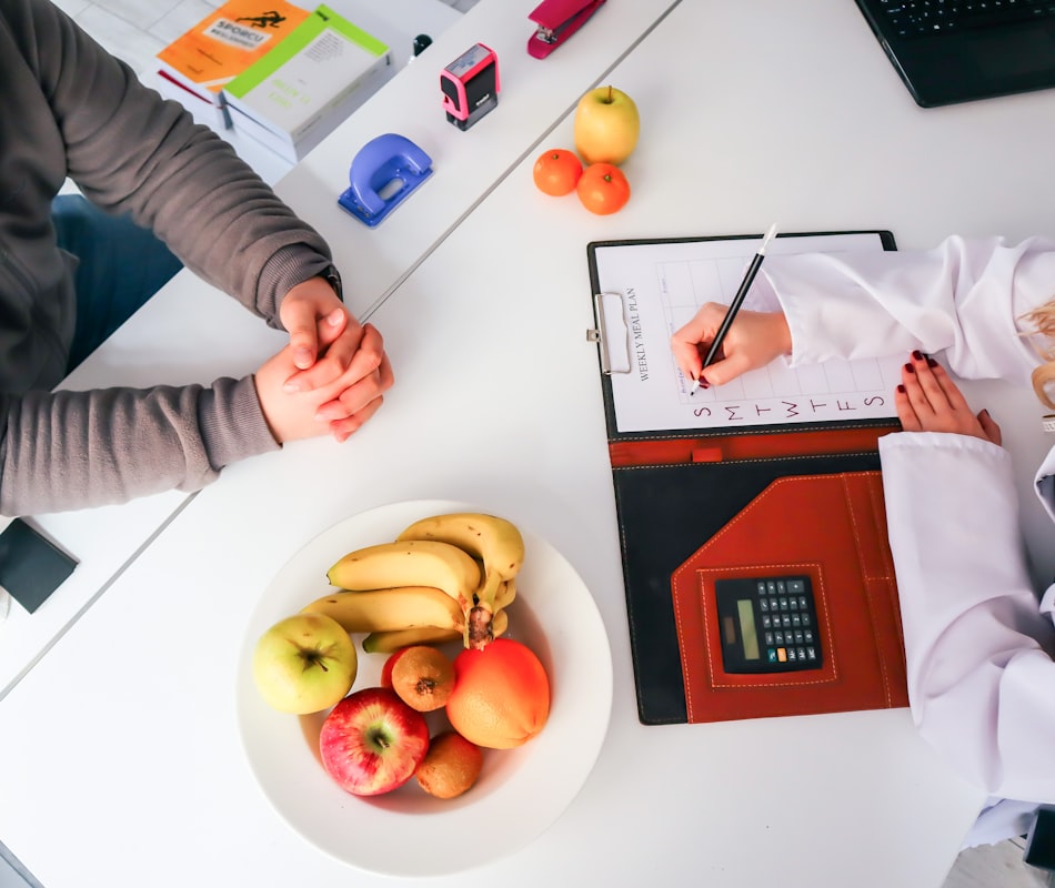 Professional nutrition coaching consultation